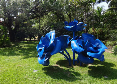 China Large Painted Blue Metal Rose Sculpture / Metal Garden Flowers Sculpture For Decoration supplier