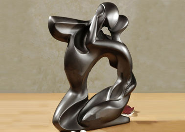 China Abstract Bronze Statue Kissing Love Couple Thermal Coloring Coating supplier