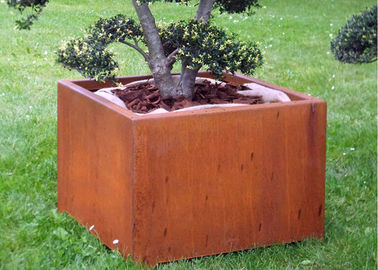 China Box Shape Corten Steel Planter For Outdoor / Garden / Public Decoration supplier