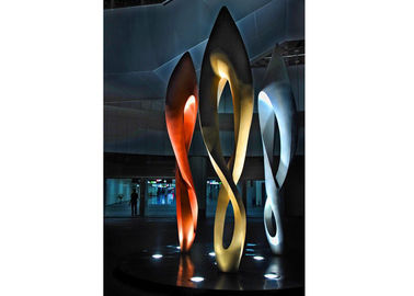 China Painted Number Eight Stainless Steel Sculpture for Modern Outdoor Decoration supplier