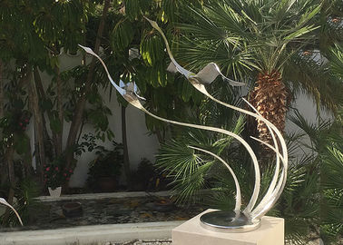 China Metal Bird Abstract Yard Sculptures / Metal Wave Sculpture For Indoor Decoration supplier