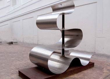 China Polished Stainless Steel Metal Sculpture For Contemporary City 2.5mm Thickness supplier