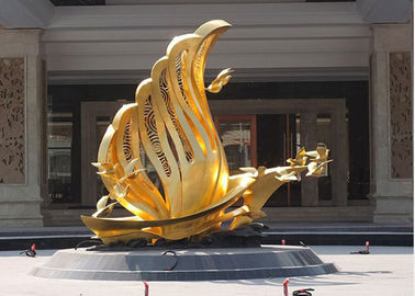 China Contemporary Decoration Bronze Bird Sculpture / Statue With 250cm Height supplier