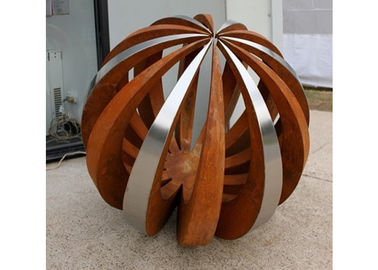 China Outdoor Decor Corten Steel Sculpture , Painted Stainless Steel Ball Sculpture supplier