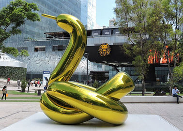 China Titanium Coated Stainless Steel Balloon Sculpture Artist For Outdoor Public Decoration supplier