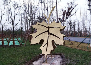 China Art Stainless Steel Leaf Painted Metal Sculpture For Garden Park Decoration supplier