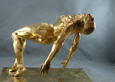 China Modern Bronze Sculpture, Bronze Man Sculpture Gold Finished supplier