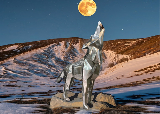 Large Abstract Animal Stainless Steel Sculpture Art Wolf Metal Welding Technique For Decoration