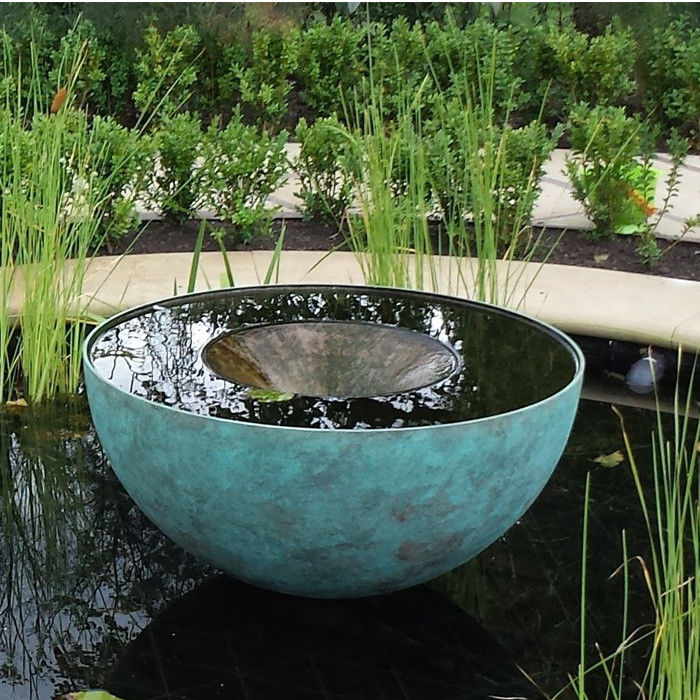 Chalice Water Outdoor Fountains Stainless Steel Sculpture For Garden