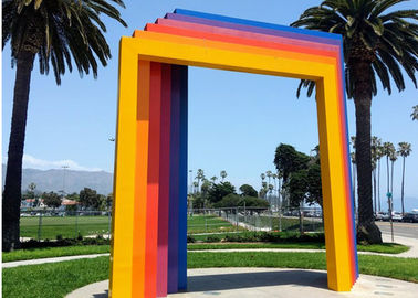 Custom Painted Metal Sculpture , Modern Gate Sculpture For Garden Landscape